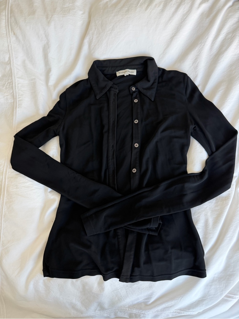 Weekend Stories Lola Blouse in Black - Picture 4 of 4